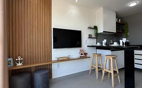 2 quartos! Flat moderno, confortável e perto de tudo!